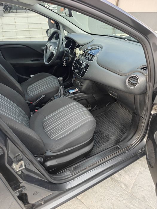 FIAT Punto Evo 1.3 Multijet 75 CP • Euro 5 • 2012 • Unic proprietar