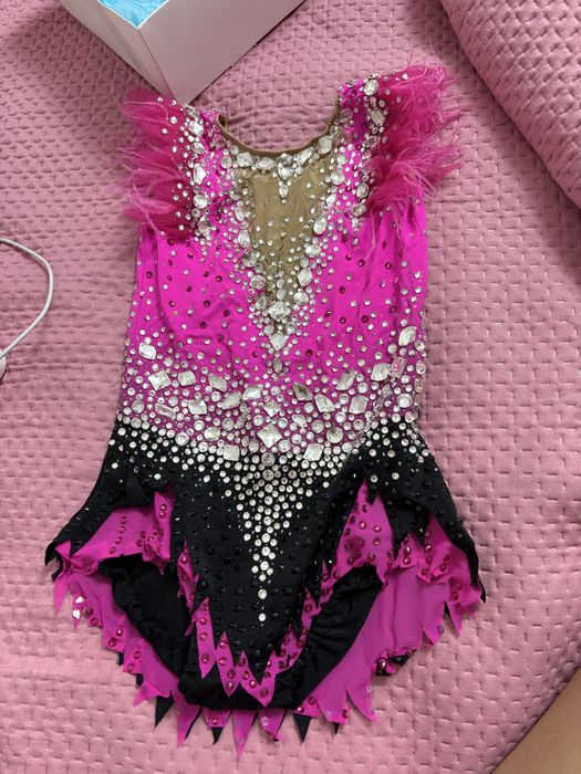 Продам купальник для гимнастики