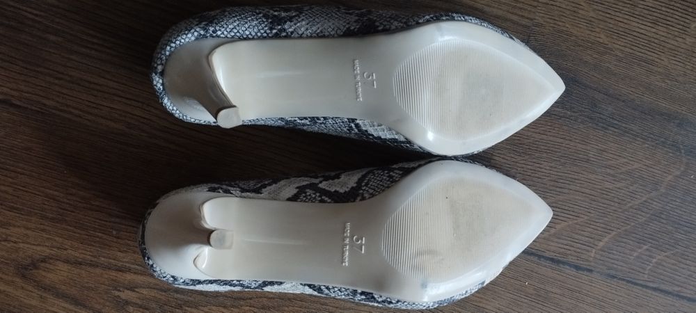 Дамски обувки 37 номер