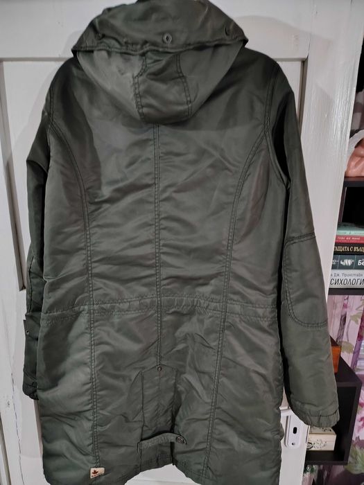 Дамско зимно яке, парка