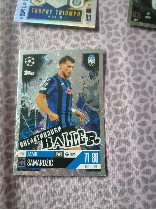 Cartonașe Topps sez 24-25 ediție diferite