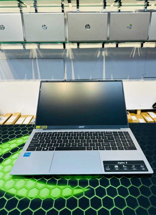 Acer i3-13 B\U ideal holatda