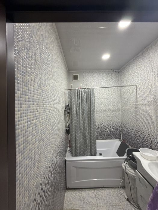 Продается квартира 3 комнатная