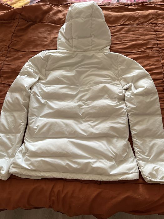 Белая куртка Adidas