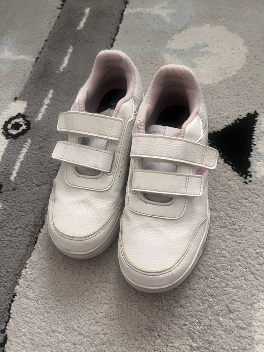 Adidas fete, marimea 32 si pantofi Reserved, m.32