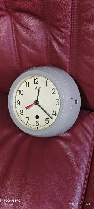 Часы морские каютные СССР. В отличном состоянии.