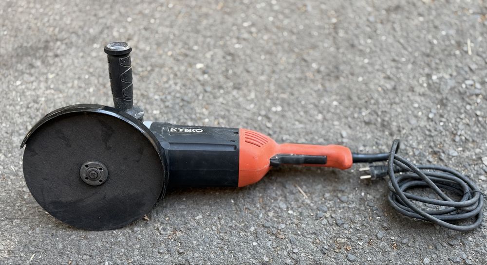 Ъглошлайф KYNKO KD71, 2600 W