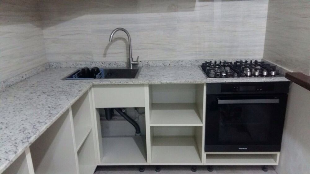 Изготовление столешниц, подоконников, барных столов,