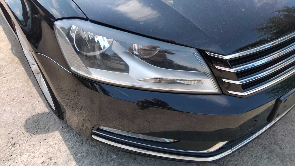 Dezmembrez Volkswagen Passat B7 an 2011 motor 1.6 CAYC