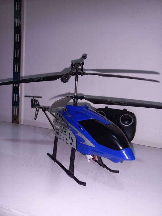 Вертолёт на радиоуправлении Sky King с функций удержания высоты