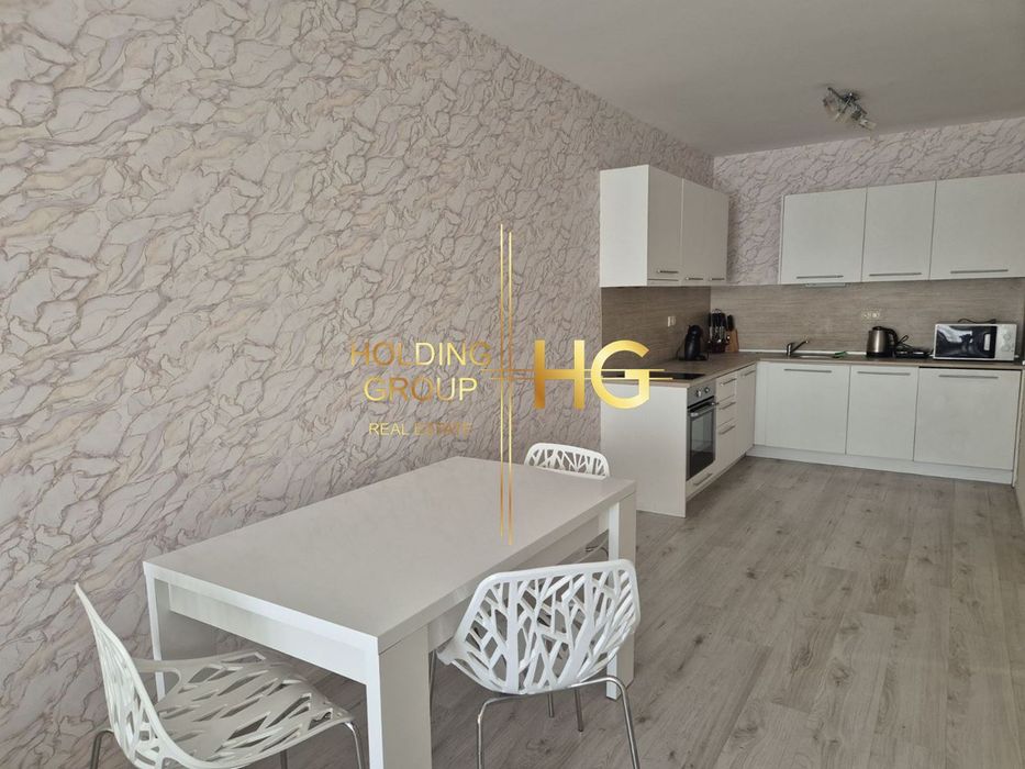 Продава се Двустаен апартамент в Варна, Аспарухово - 81 кв.м за 1791 €/кв.м - Снимка #2