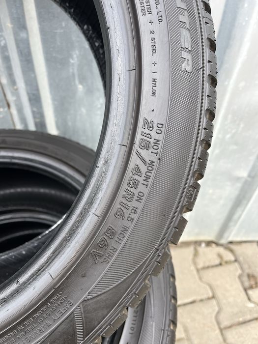 Vand 4 anvelope iarna 215/45 R16 Falken, STARE NOUA! 7mm profil ramas!