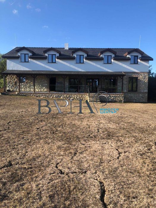 Нова двуетажна къща в с. Изгрев, обл. Варна