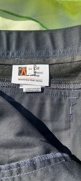 Pantaloni de lucru