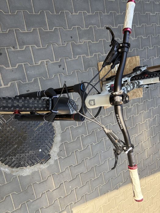 Commencal clash 2020