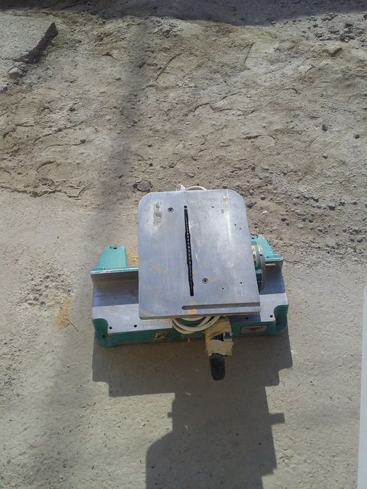 Uglarez sotiladi hamma joyi ishlaydi