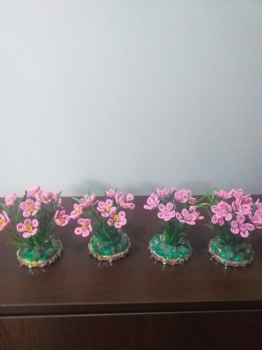 Цветочки из бисера