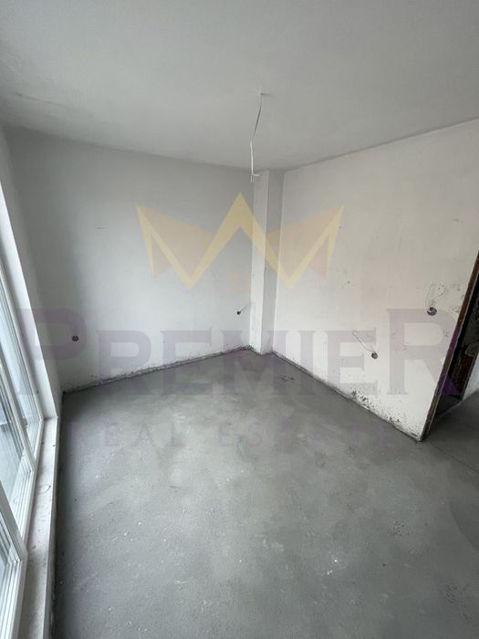 Продава се Тристаен апартамент в Бургас, Възраждане - 95 кв.м за 1266 €/кв.м - Снимка #11