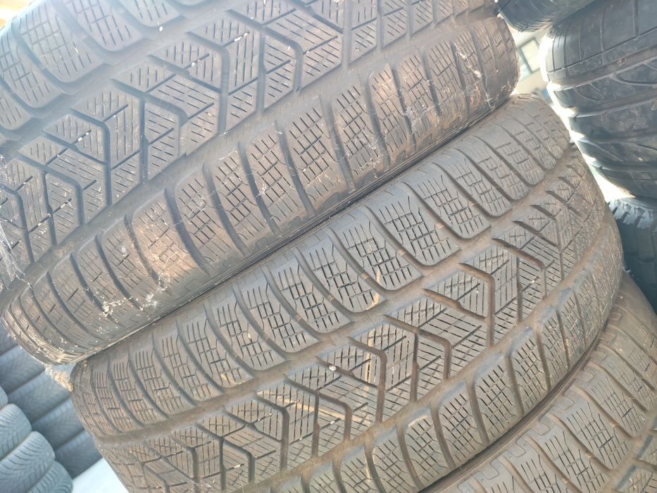 2 бр зимни 255/50/19 Pirelli