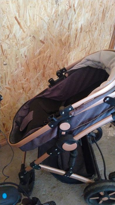 Коляска для ребенка