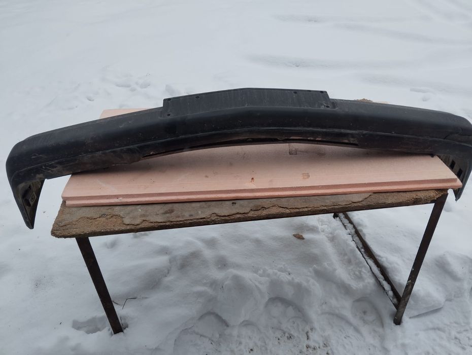 Продам бампера на мерседес