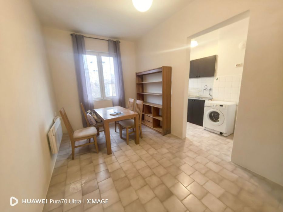 Двустаен апартамент в Яворов