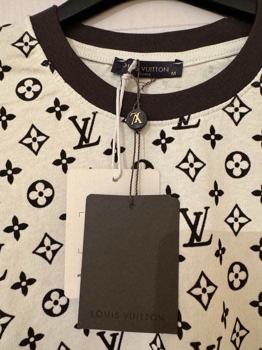 Tricou LV marimea M nou