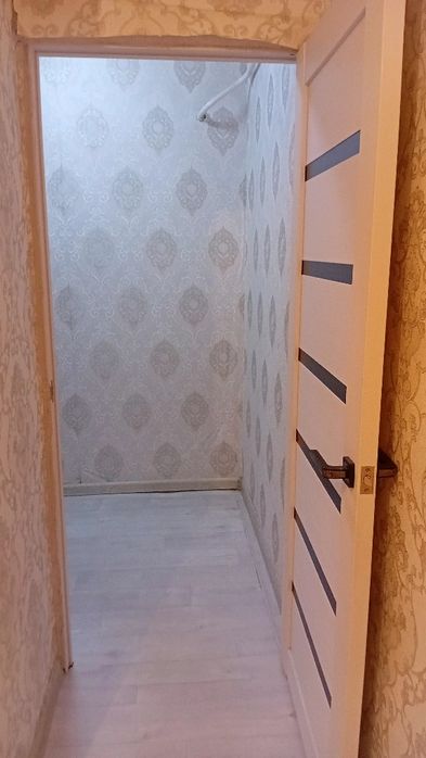 Продаётся 2 ком.кв. мкр 10, дом 26