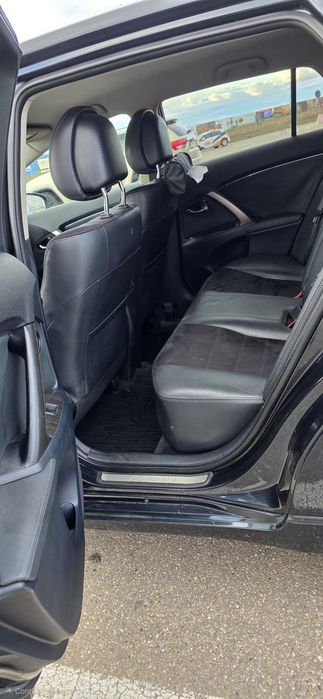 Toyota Avensis T27 facelift