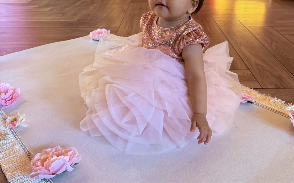 Платье нарядное на годик