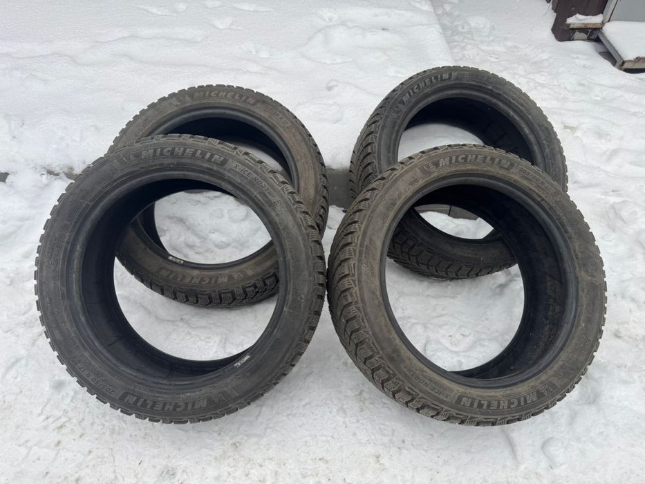 Срочно продам зимний шины