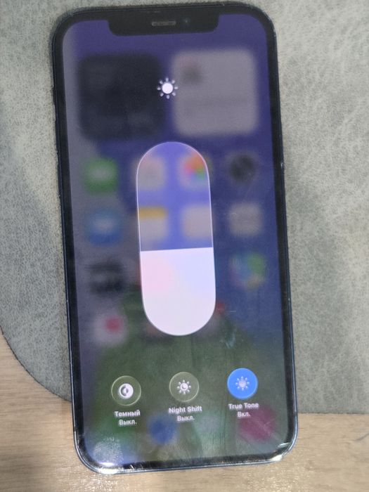 iPhone 12 64 гигабайт