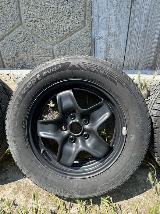 Roti Iarna VW Passat B8 Golf 7 8 Jante Structurate 215 60 16