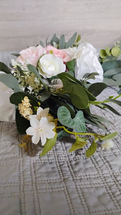 Сватбена украса за кола