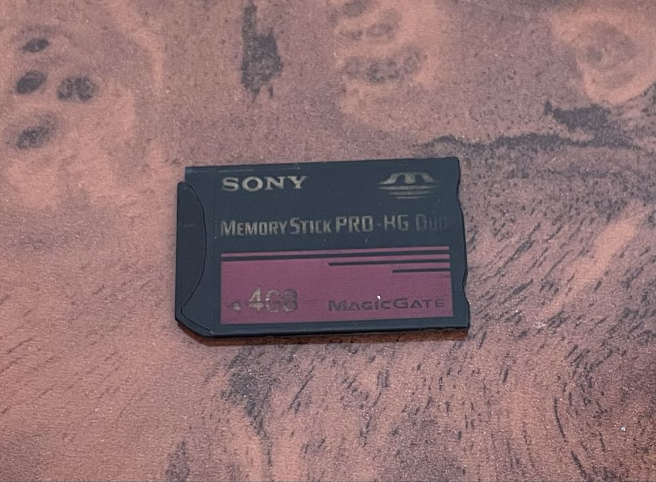 Продам psp 1000 модель