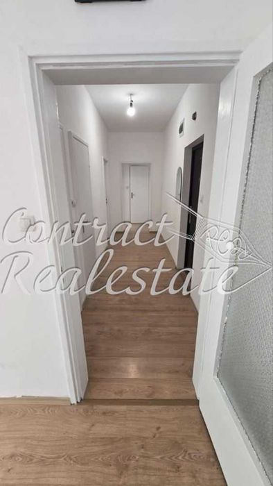 Дава се под наем Тристаен апартамент в Варна, Базар Левски - 70 кв.м за 397.8 € - Снимка #4