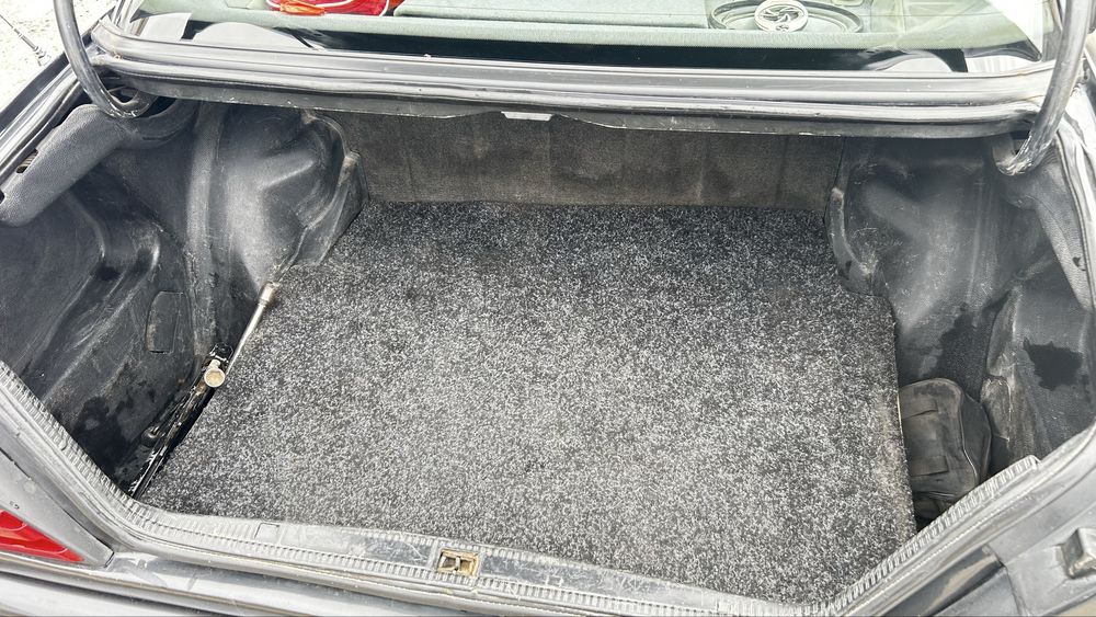 Продам мерседес w 124
