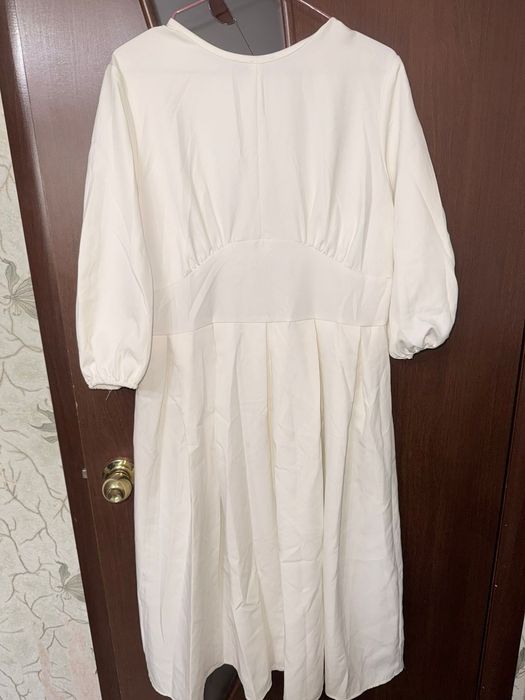 Платье праздничное