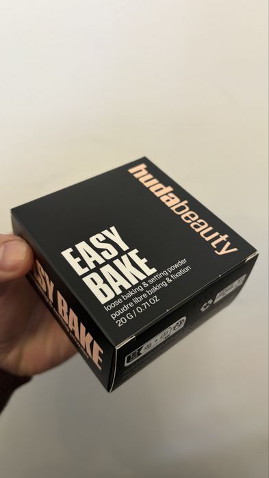 Pudra Huda Beauty Easy Bake -  Cherry Blossom