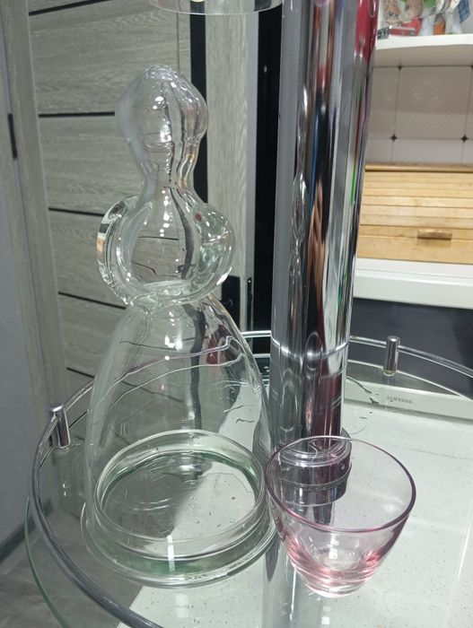 Советская стеклянная снегурочка для рюмок рюмка одна осталась