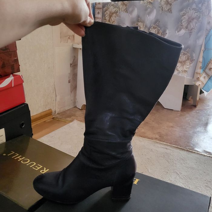 Обувь б/у все по 2000