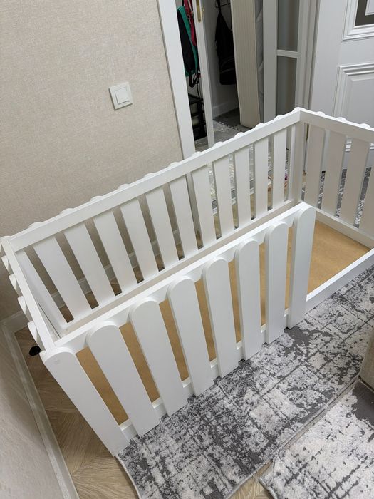 Кроватка с рождения, продам срочно!