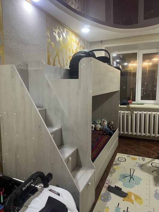 Кровать детская продам