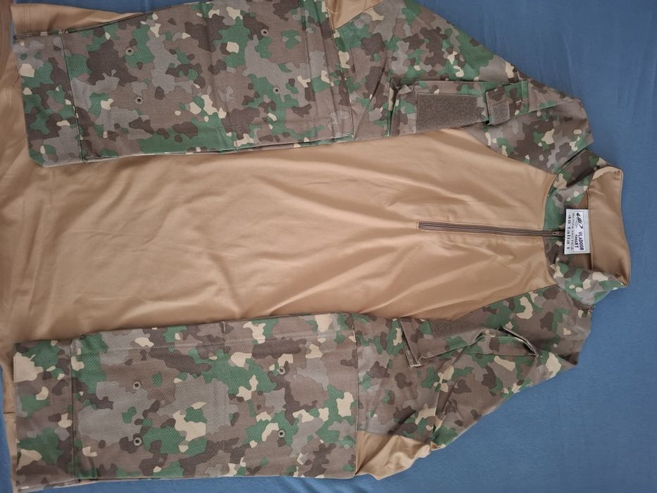 Vând bluză tactică