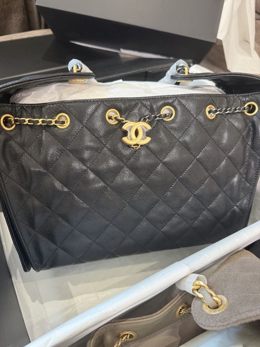 Чанта new leather CHANEL