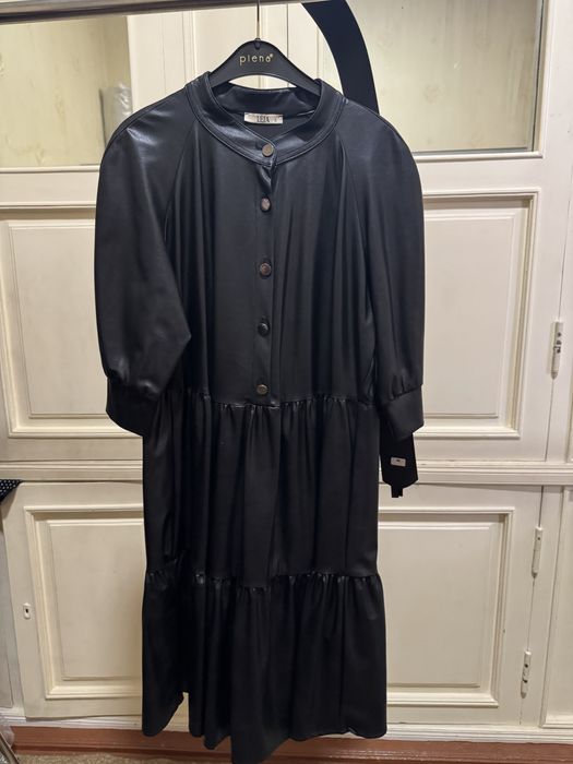 Пуховик, безрукавка,пальто, абая, платья