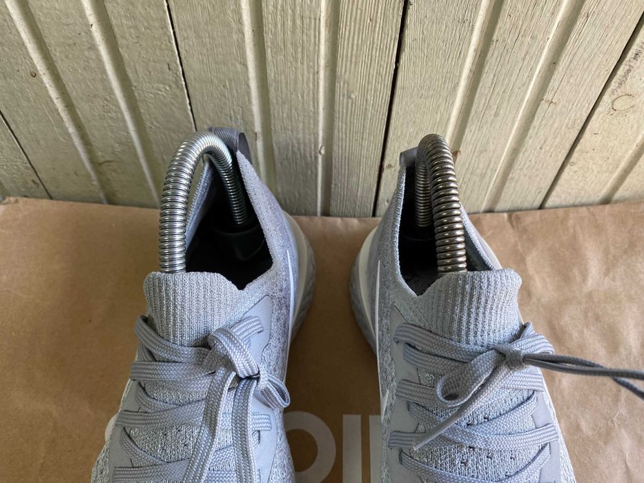 ''Nike Epic React Flyknit''оригинални маратонки 37.5 номер