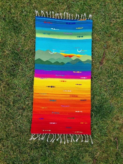 Черга от вълна ръчно тъкана с пейзаж