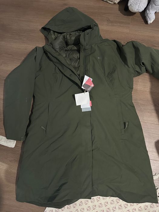 Водоустойчиво яке Mountain Warehouse