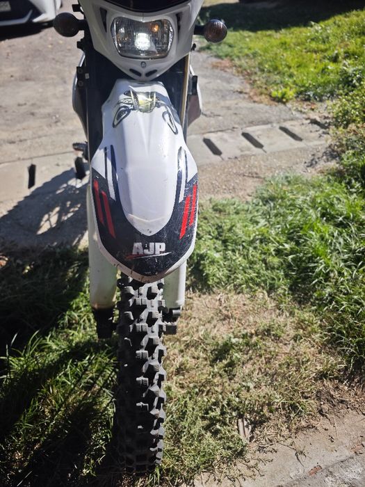 Enduro AJP 240 PR4 (nu KTM, Honda,Yamaha, Kawasaki,etc)